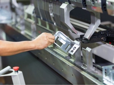 羅湖沖壓加工廠，車刀材料需要什么性能？-[誠(chéng)瑞豐]